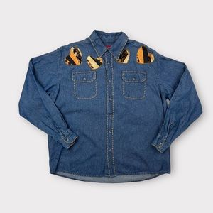 Wrangler Denim Button Up with Tiger/Animal Print Hearts Women’s Extra Large